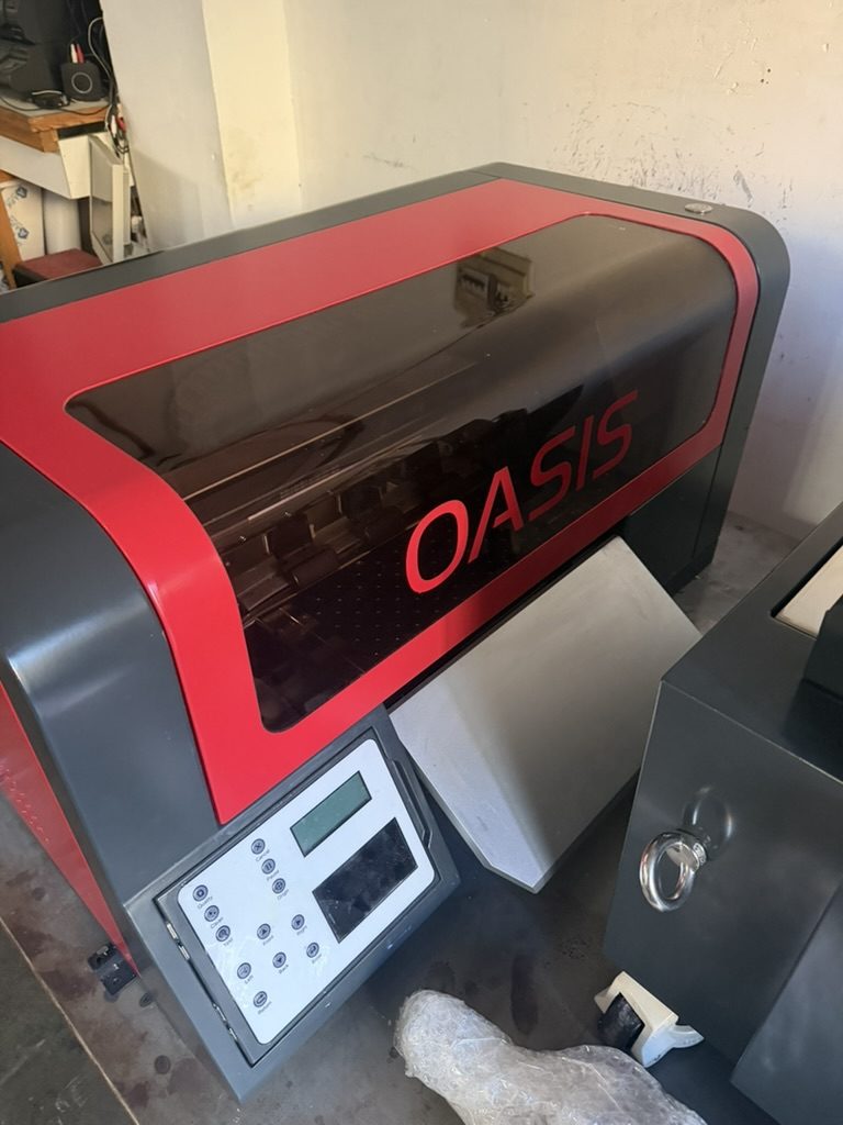 Impresora de personalización textil OASIS en Gráficas Rojas